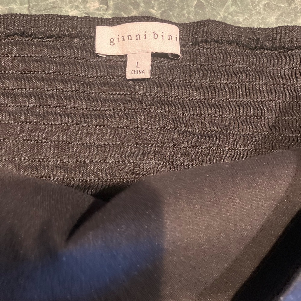 Women’s linen cotton halter top elastic back